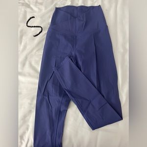 Paragon Leggings -size small